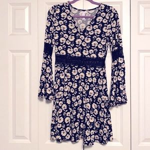 XS Francescas Floral Bell Sleeve Dress